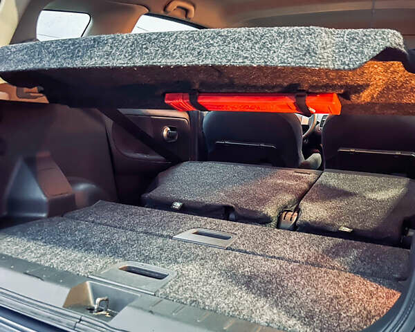 Сірий Ніссан Ноут, об'ємом двигуна 1.6 л та пробігом 165 тис. км за 6700 $, фото 43 на Automoto.ua