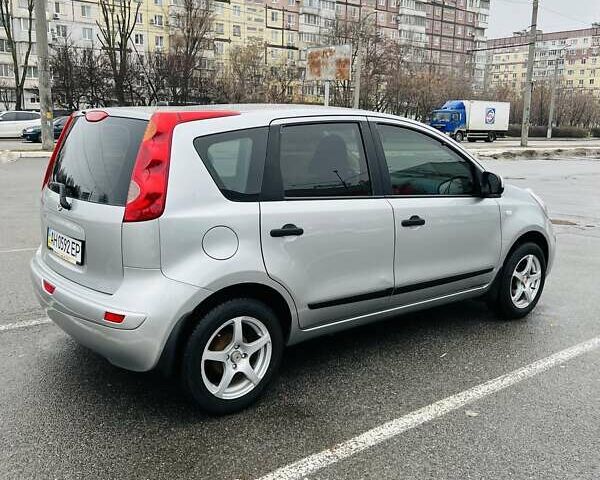 Серый Ниссан Ноут, объемом двигателя 1.4 л и пробегом 220 тыс. км за 5700 $, фото 10 на Automoto.ua