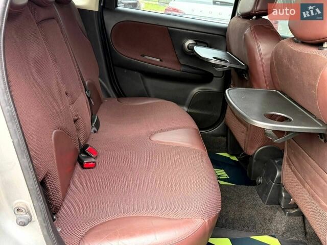 Сірий Ніссан Ноут, об'ємом двигуна 1.6 л та пробігом 153 тис. км за 6200 $, фото 40 на Automoto.ua