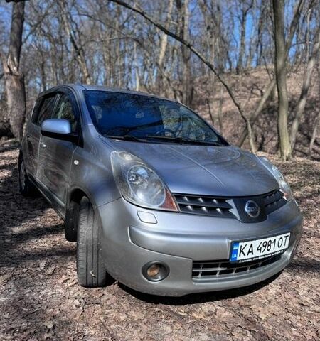 Сірий Ніссан Ноут, об'ємом двигуна 1.6 л та пробігом 247 тис. км за 5900 $, фото 8 на Automoto.ua