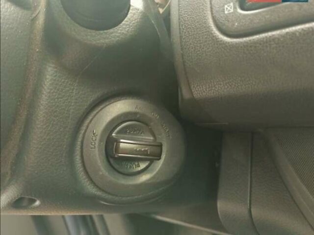 Серый Ниссан Ноут, объемом двигателя 1.6 л и пробегом 218 тыс. км за 6300 $, фото 14 на Automoto.ua