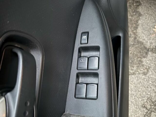 Сірий Ніссан Ноут, об'ємом двигуна 1.6 л та пробігом 255 тис. км за 6000 $, фото 12 на Automoto.ua