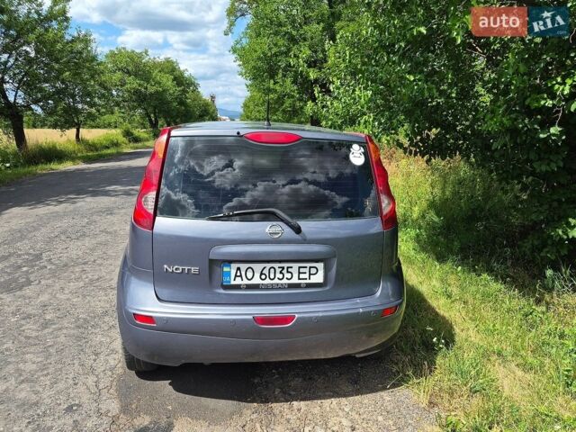 Сірий Ніссан Ноут, об'ємом двигуна 1.6 л та пробігом 309 тис. км за 5000 $, фото 4 на Automoto.ua