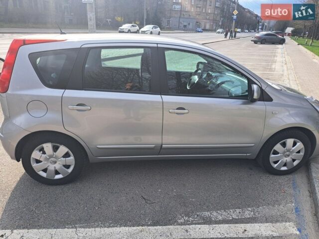 Сірий Ніссан Ноут, об'ємом двигуна 1.4 л та пробігом 170 тис. км за 4800 $, фото 3 на Automoto.ua