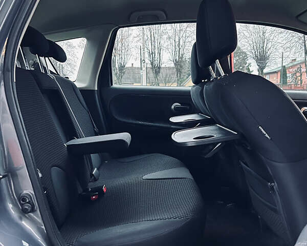 Сірий Ніссан Ноут, об'ємом двигуна 1.6 л та пробігом 165 тис. км за 6700 $, фото 12 на Automoto.ua