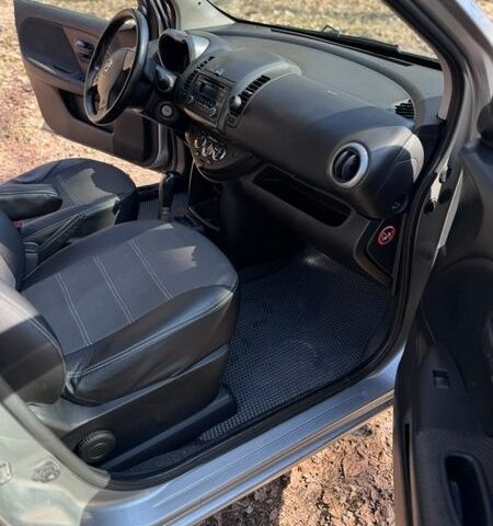 Сірий Ніссан Ноут, об'ємом двигуна 1.6 л та пробігом 247 тис. км за 5900 $, фото 15 на Automoto.ua