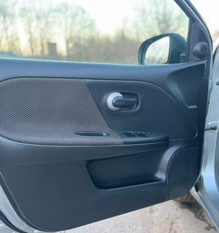 Сірий Ніссан Ноут, об'ємом двигуна 1.6 л та пробігом 159 тис. км за 5699 $, фото 12 на Automoto.ua