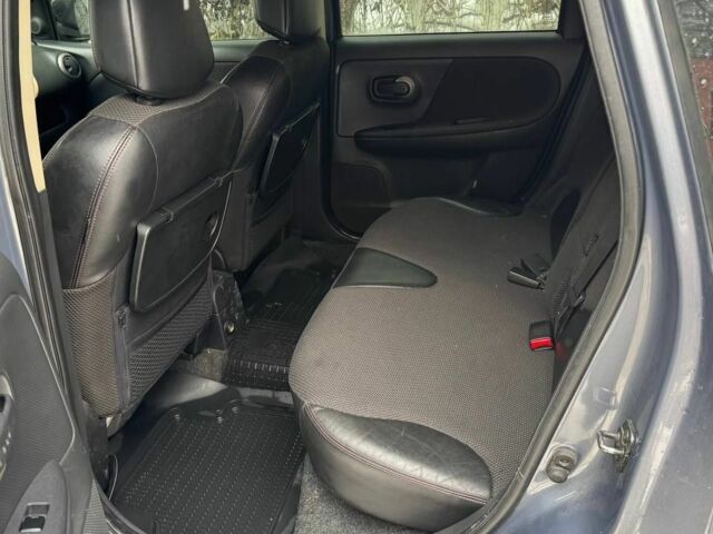 Серый Ниссан Ноут, объемом двигателя 1.6 л и пробегом 260 тыс. км за 6000 $, фото 5 на Automoto.ua