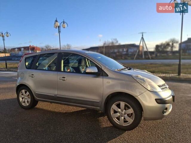 Сірий Ніссан Ноут, об'ємом двигуна 1.6 л та пробігом 240 тис. км за 5200 $, фото 6 на Automoto.ua
