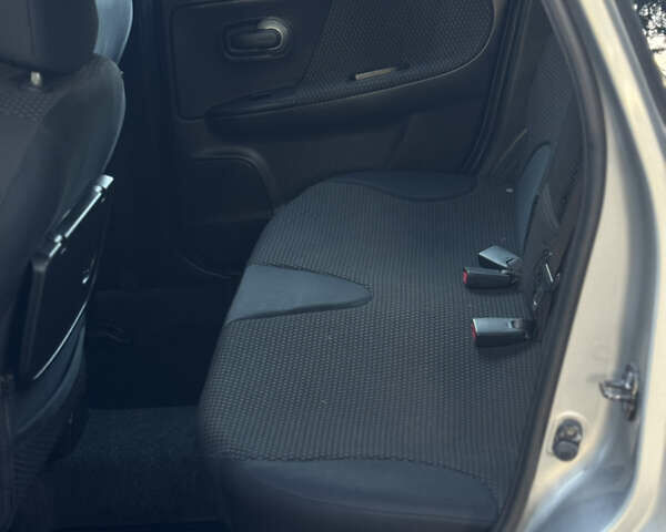 Сірий Ніссан Ноут, об'ємом двигуна 1.4 л та пробігом 178 тис. км за 4950 $, фото 13 на Automoto.ua