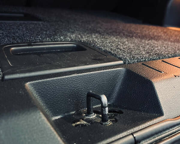 Сірий Ніссан Ноут, об'ємом двигуна 1.6 л та пробігом 165 тис. км за 6700 $, фото 32 на Automoto.ua