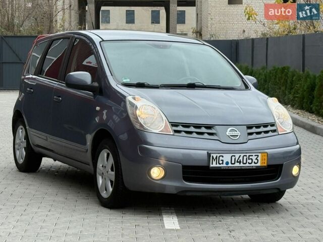 Сірий Ніссан Ноут, об'ємом двигуна 1.6 л та пробігом 205 тис. км за 6700 $, фото 6 на Automoto.ua