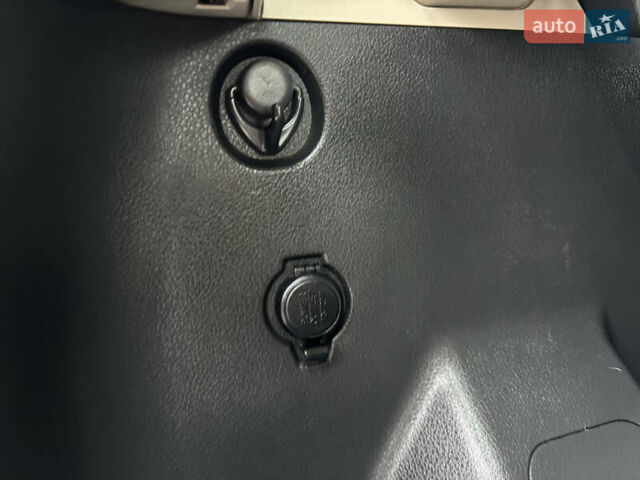 Серый Ниссан Ноут, объемом двигателя 0 л и пробегом 215 тыс. км за 5599 $, фото 26 на Automoto.ua