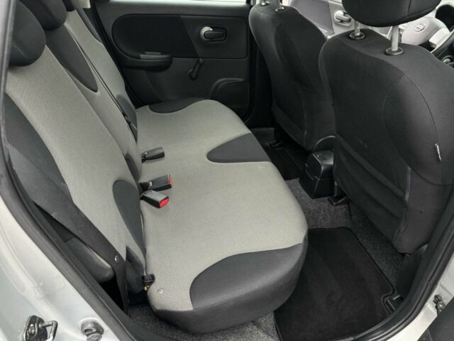 Сірий Ніссан Ноут, об'ємом двигуна 1.4 л та пробігом 182 тис. км за 5700 $, фото 15 на Automoto.ua