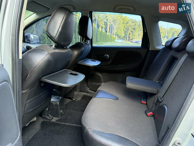 Серый Ниссан Ноут, объемом двигателя 1.6 л и пробегом 207 тыс. км за 7500 $, фото 12 на Automoto.ua