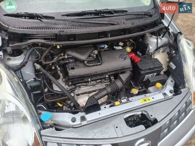Сірий Ніссан Ноут, об'ємом двигуна 1.4 л та пробігом 95 тис. км за 6150 $, фото 49 на Automoto.ua