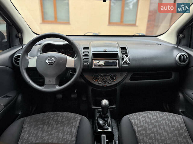 Серый Ниссан Ноут, объемом двигателя 1.4 л и пробегом 142 тыс. км за 5200 $, фото 46 на Automoto.ua