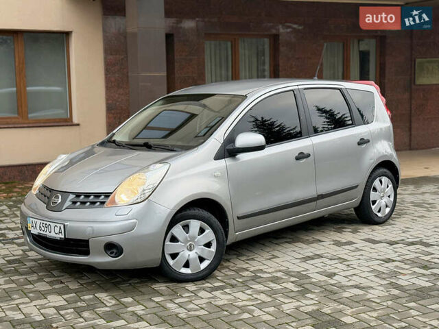 Серый Ниссан Ноут, объемом двигателя 1.4 л и пробегом 142 тыс. км за 5200 $, фото 13 на Automoto.ua