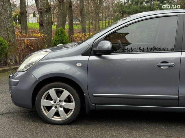 Серый Ниссан Ноут, объемом двигателя 1.6 л и пробегом 127 тыс. км за 5890 $, фото 11 на Automoto.ua