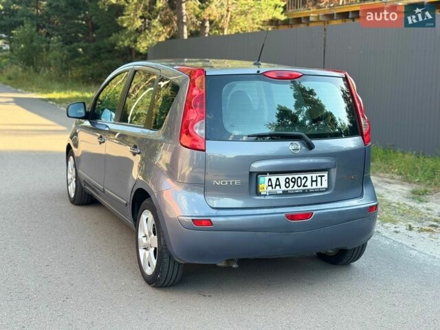 Сірий Ніссан Ноут, об'ємом двигуна 1.6 л та пробігом 270 тис. км за 5200 $, фото 5 на Automoto.ua