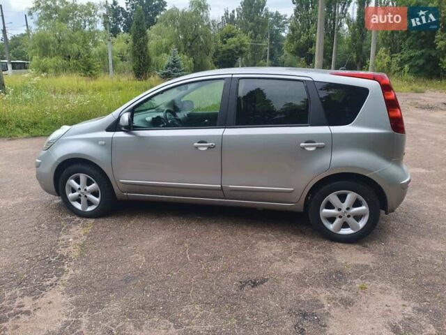 Сірий Ніссан Ноут, об'ємом двигуна 1.4 л та пробігом 95 тис. км за 6150 $, фото 16 на Automoto.ua