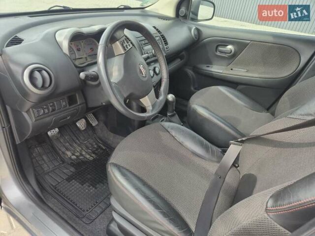 Сірий Ніссан Ноут, об'ємом двигуна 1.6 л та пробігом 230 тис. км за 5800 $, фото 9 на Automoto.ua