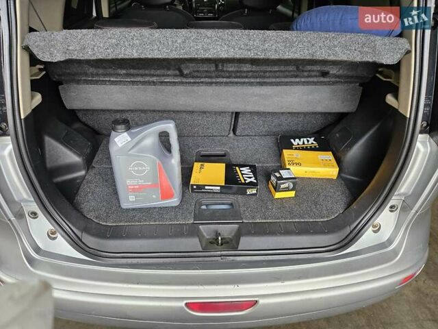 Серый Ниссан Ноут, объемом двигателя 1.6 л и пробегом 188 тыс. км за 6700 $, фото 37 на Automoto.ua