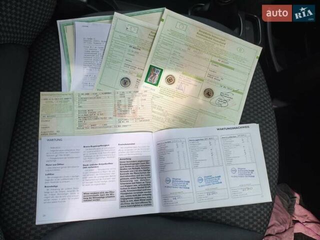 Сірий Ніссан Ноут, об'ємом двигуна 1.4 л та пробігом 95 тис. км за 6150 $, фото 79 на Automoto.ua