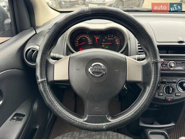 Сірий Ніссан Ноут, об'ємом двигуна 1.4 л та пробігом 137 тис. км за 4990 $, фото 22 на Automoto.ua