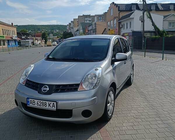 Сірий Ніссан Ноут, об'ємом двигуна 1.4 л та пробігом 150 тис. км за 5100 $, фото 5 на Automoto.ua