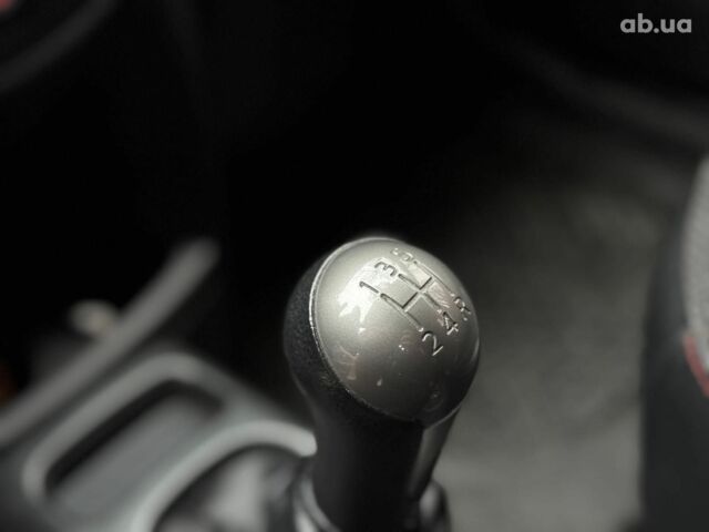 Серый Ниссан Ноут, объемом двигателя 1.6 л и пробегом 127 тыс. км за 5890 $, фото 22 на Automoto.ua