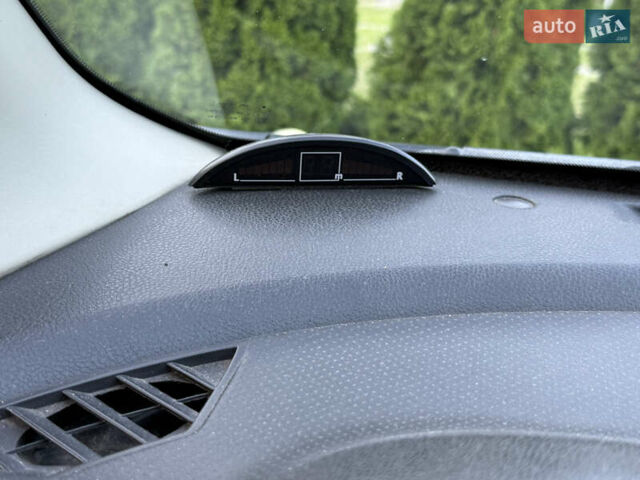 Серый Ниссан Ноут, объемом двигателя 1.6 л и пробегом 207 тыс. км за 7500 $, фото 39 на Automoto.ua