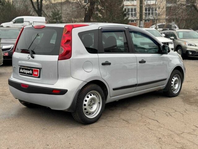 Сірий Ніссан Ноут, об'ємом двигуна 1.4 л та пробігом 137 тис. км за 4990 $, фото 5 на Automoto.ua