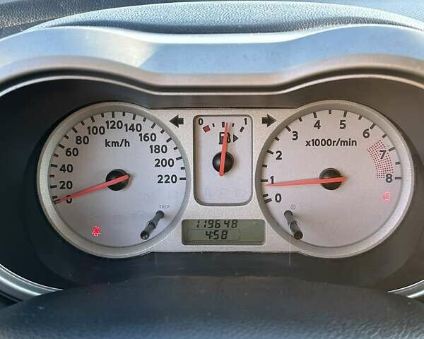 Серый Ниссан Ноут, объемом двигателя 1.6 л и пробегом 120 тыс. км за 6999 $, фото 33 на Automoto.ua