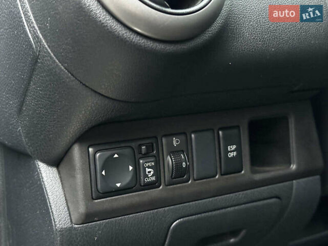 Сірий Ніссан Ноут, об'ємом двигуна 1.6 л та пробігом 127 тис. км за 5890 $, фото 16 на Automoto.ua
