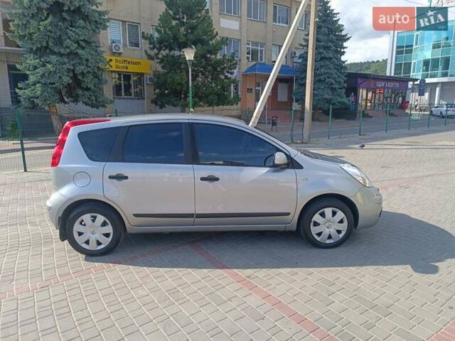 Сірий Ніссан Ноут, об'ємом двигуна 1.4 л та пробігом 150 тис. км за 5100 $, фото 9 на Automoto.ua