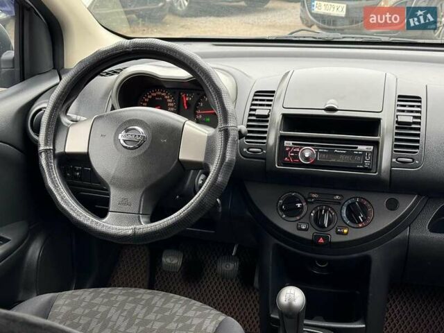 Сірий Ніссан Ноут, об'ємом двигуна 1.4 л та пробігом 137 тис. км за 4990 $, фото 20 на Automoto.ua