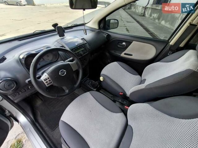 Сірий Ніссан Ноут, об'ємом двигуна 1.4 л та пробігом 293 тис. км за 5100 $, фото 22 на Automoto.ua