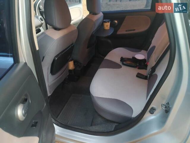 Серый Ниссан Ноут, объемом двигателя 1.6 л и пробегом 192 тыс. км за 5300 $, фото 10 на Automoto.ua