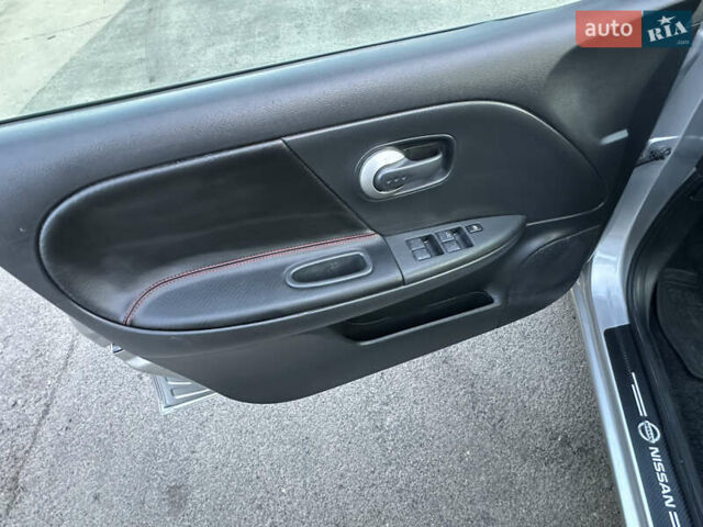 Серый Ниссан Ноут, объемом двигателя 1.6 л и пробегом 250 тыс. км за 5800 $, фото 17 на Automoto.ua