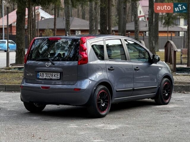 Серый Ниссан Ноут, объемом двигателя 1.6 л и пробегом 206 тыс. км за 6499 $, фото 20 на Automoto.ua