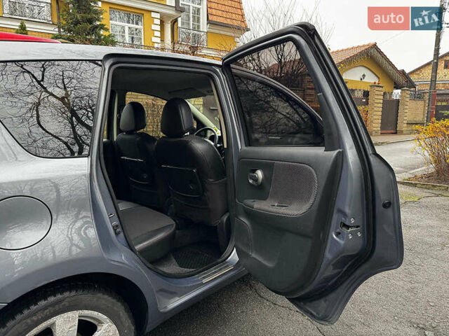 Сірий Ніссан Ноут, об'ємом двигуна 1.6 л та пробігом 127 тис. км за 5890 $, фото 28 на Automoto.ua