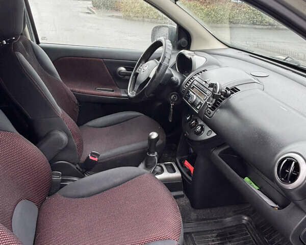 Сірий Ніссан Ноут, об'ємом двигуна 1.46 л та пробігом 263 тис. км за 5400 $, фото 6 на Automoto.ua