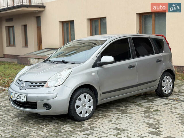 Серый Ниссан Ноут, объемом двигателя 1.4 л и пробегом 142 тыс. км за 4800 $, фото 4 на Automoto.ua
