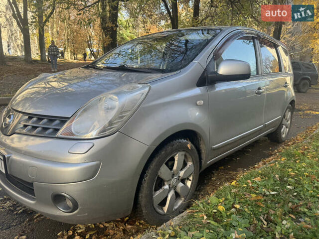 Серый Ниссан Ноут, объемом двигателя 1.6 л и пробегом 237 тыс. км за 7000 $, фото 4 на Automoto.ua