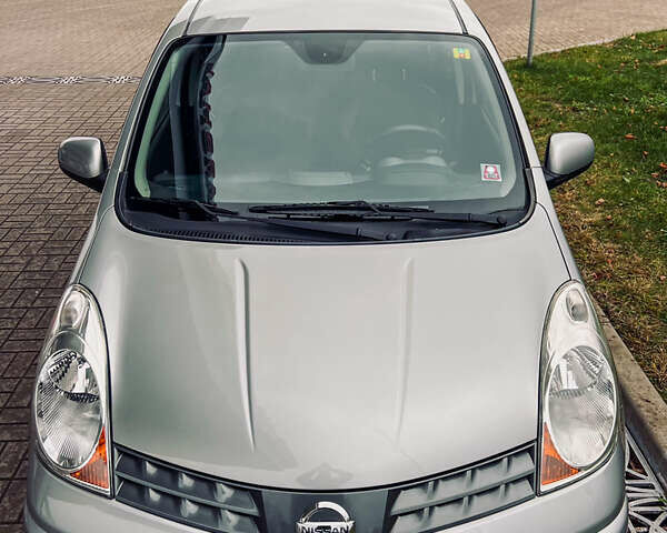 Серый Ниссан Ноут, объемом двигателя 1.6 л и пробегом 122 тыс. км за 6990 $, фото 14 на Automoto.ua