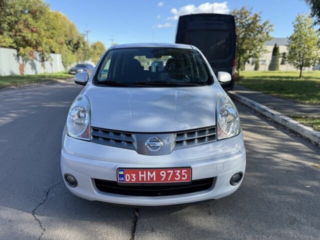 Сірий Ніссан Ноут, об'ємом двигуна 1.4 л та пробігом 191 тис. км за 6000 $, фото 1 на Automoto.ua