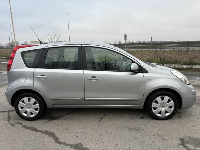 Сірий Ніссан Ноут, об'ємом двигуна 0 л та пробігом 214 тис. км за 5699 $, фото 6 на Automoto.ua