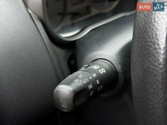 Сірий Ніссан Ноут, об'ємом двигуна 1.6 л та пробігом 127 тис. км за 5890 $, фото 17 на Automoto.ua
