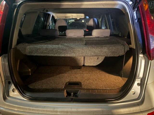 Сірий Ніссан Ноут, об'ємом двигуна 1.6 л та пробігом 198 тис. км за 5900 $, фото 2 на Automoto.ua